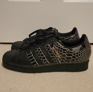 NWOT Adidas Superstar, Snakeskin, Black/White & Gold